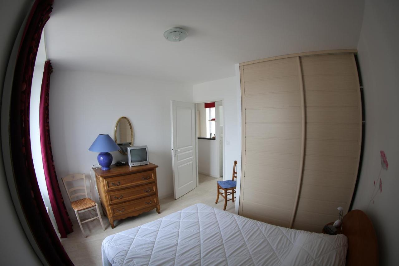 Beau Logis 2 Etoiles Apartment Granville Exterior photo